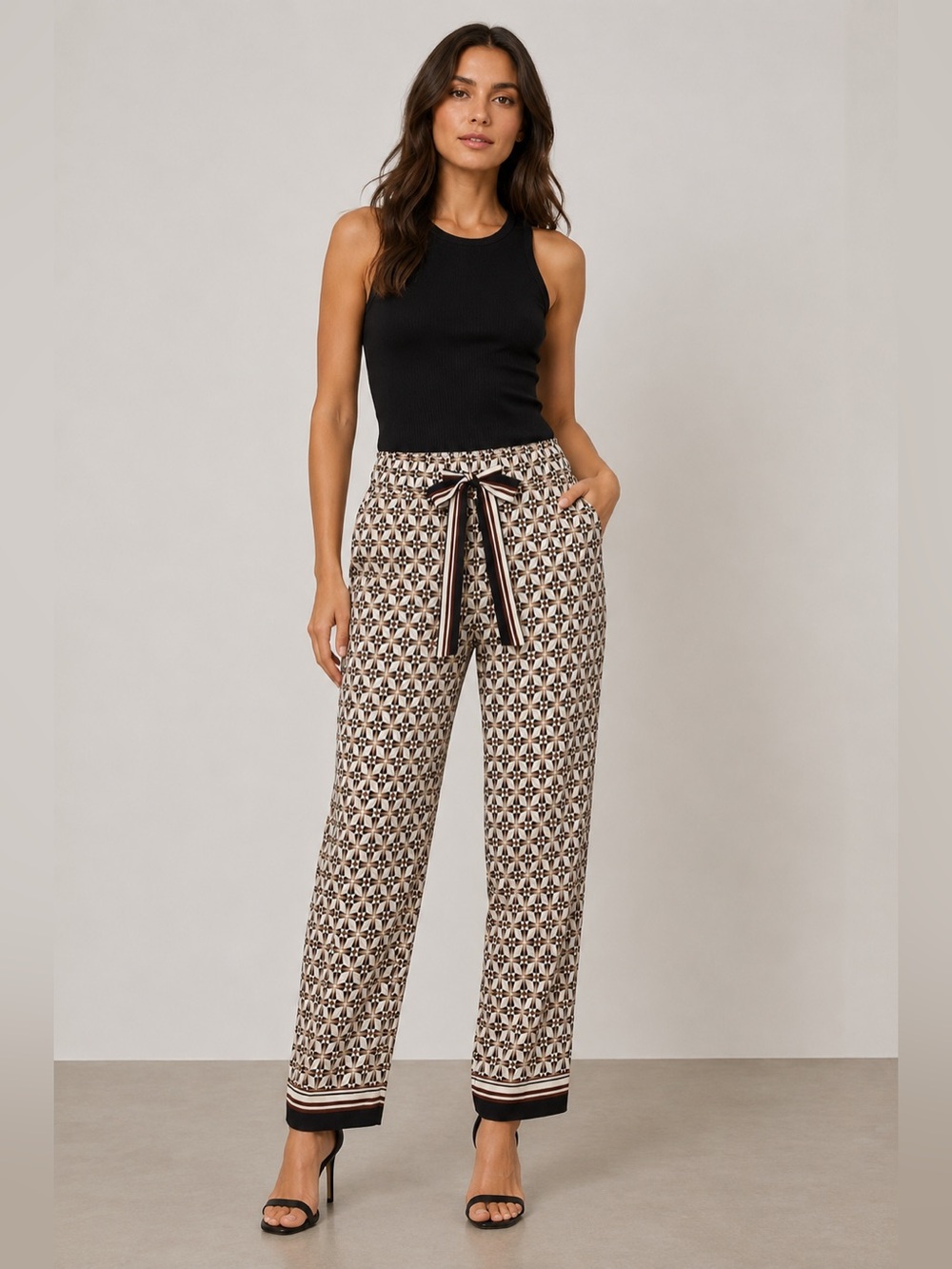 Printed Relaxed-Tapered Women's Pants in Brown and Cream